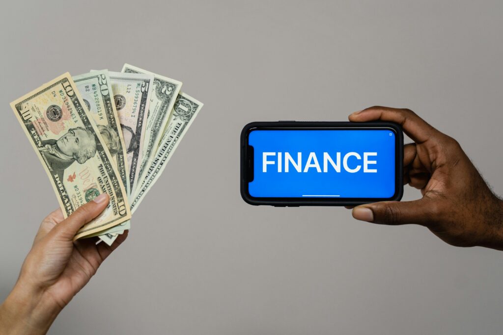 How to Track Your Spending Like a Pro: Best Tools and Tips in india How to Track Your Spending Like a Pro: Best Tools and Tips in india