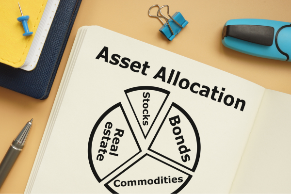 Active vs. Passive Mutual Funds: Which Strategy Maximizes Returns?